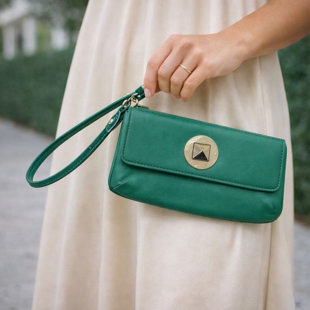 Kate Spade Green  Cow Leather 8 x 5" Wristlet